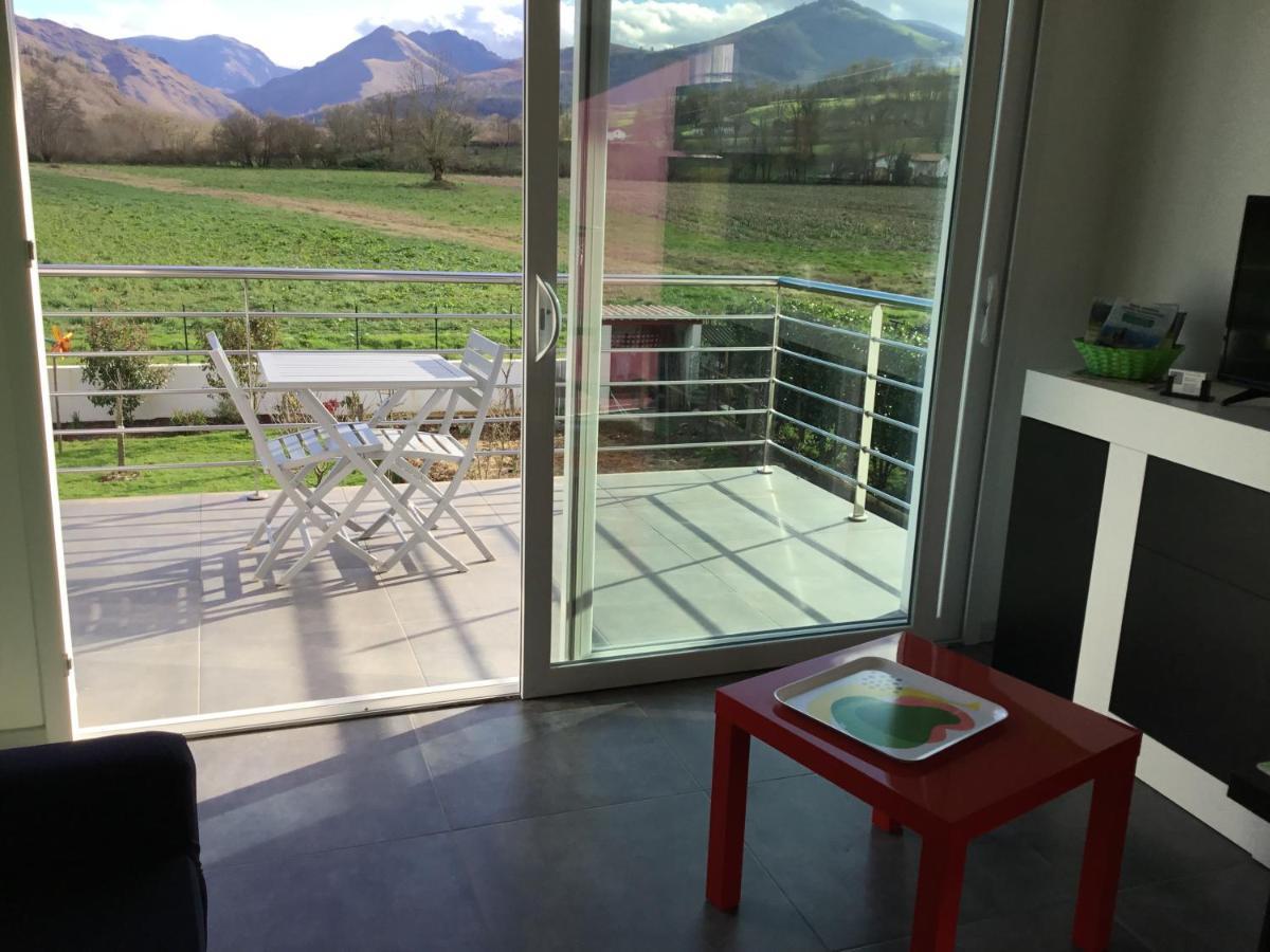 Gites Vue Montagne St Jean Pied De Port Pays Basque سان جان بييه دو بور المظهر الخارجي الصورة