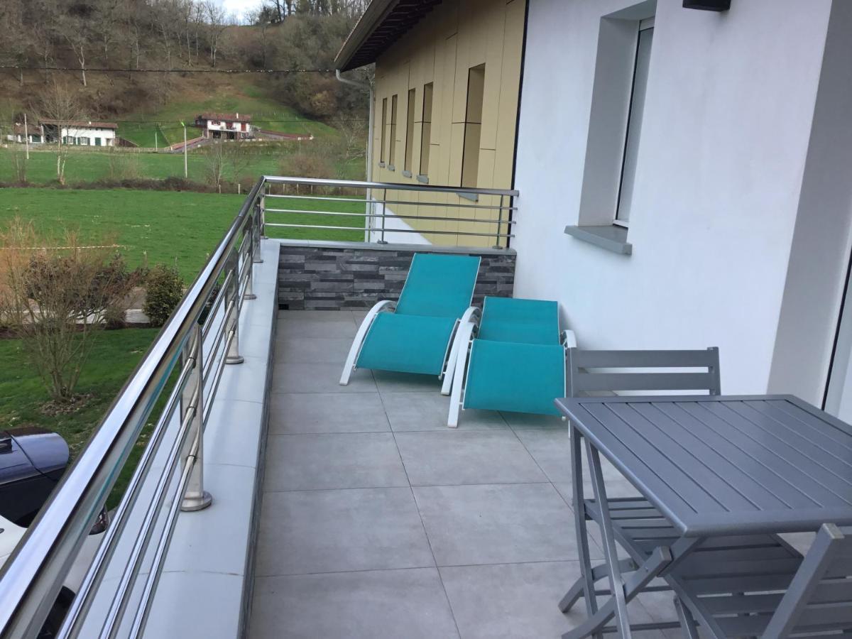 Gites Vue Montagne St Jean Pied De Port Pays Basque سان جان بييه دو بور المظهر الخارجي الصورة